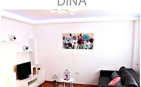 Apartment Dina, Self Check In 0-24